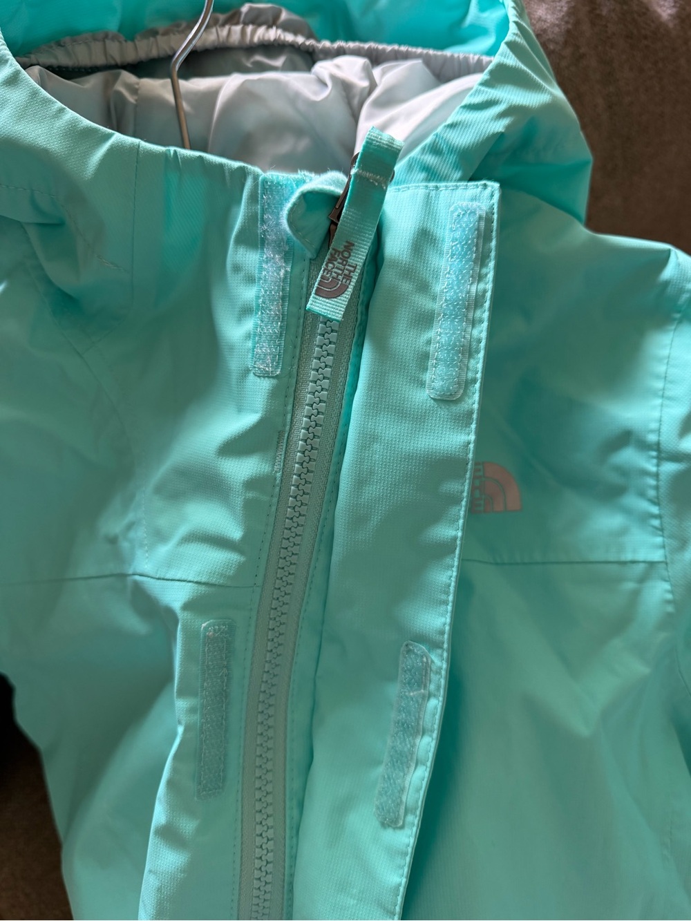 The North Face Girls Resolve Reflective Lightweight Rain Jacket M 10/12 Mint - Picture 6 of 12